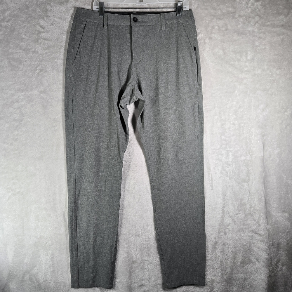Vuori Aim Golf Pants Mens 32x32 Gray Lightweight Chino Athletic V431 Stretch